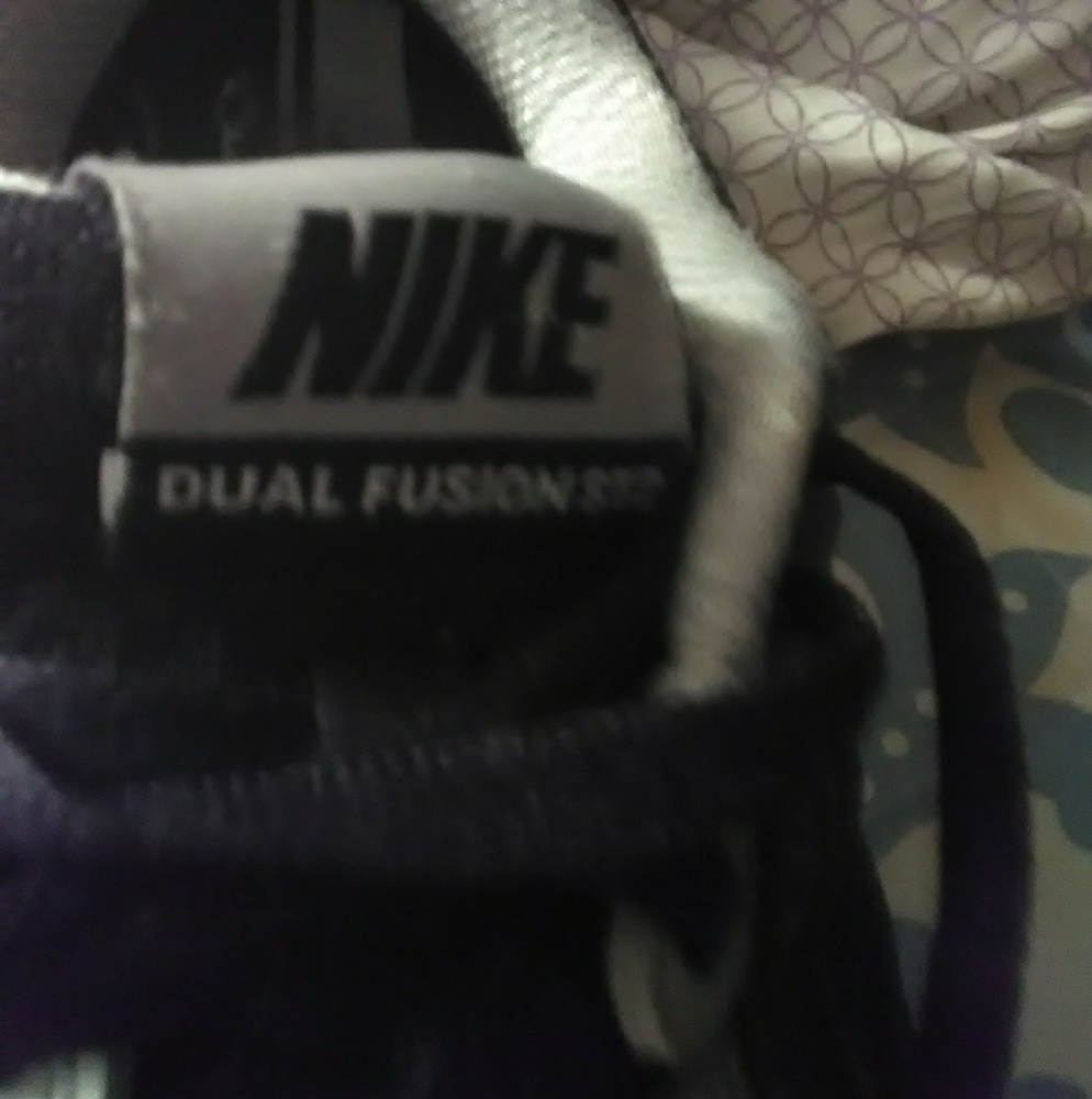 Nike tennis shoes